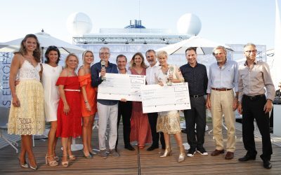 MS EUROPA Poetry Award: Gesine Cukrowski und Peter Prager stehen auf dem Siegertreppchen