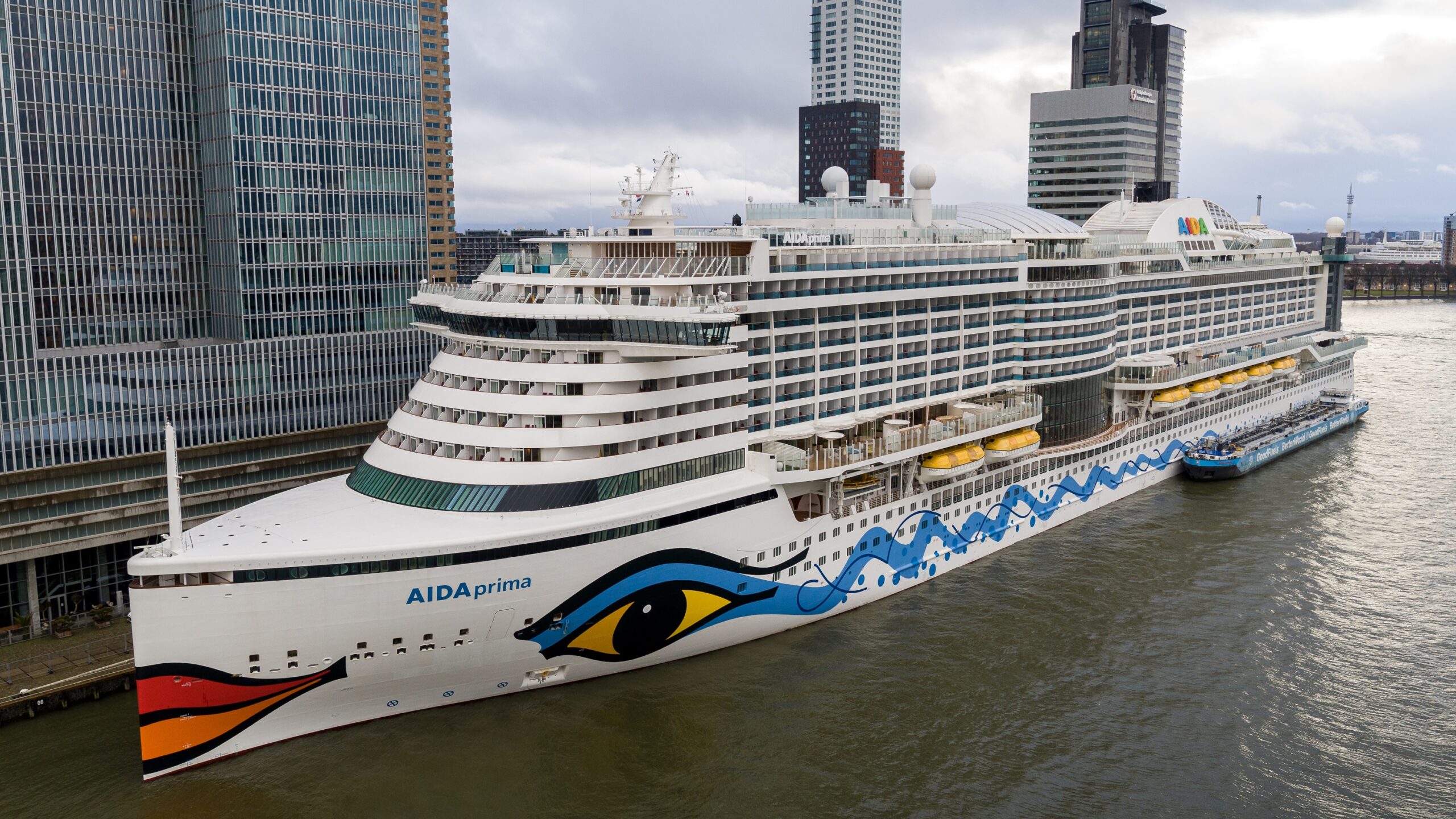 aida cruises hamburg adresse