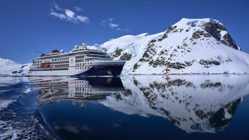 Faszination Antarktis: Kerstin Schley berichtet an Bord der HANSEATIC nature von Expedition zum Südpol